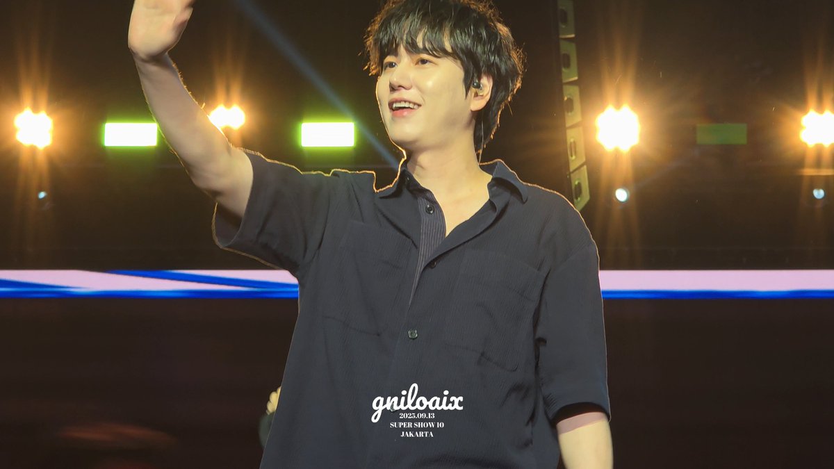 gniloaix's tweet image. 2025.09.13 SUPER SHOW 10 in JAKARTA
SOUNDCHECK 🤩
#슈퍼주니어 #SUPERJUNIOR
#SUPERSHOW #SUPERSHOW10
#20th_Anniversary_TOUR