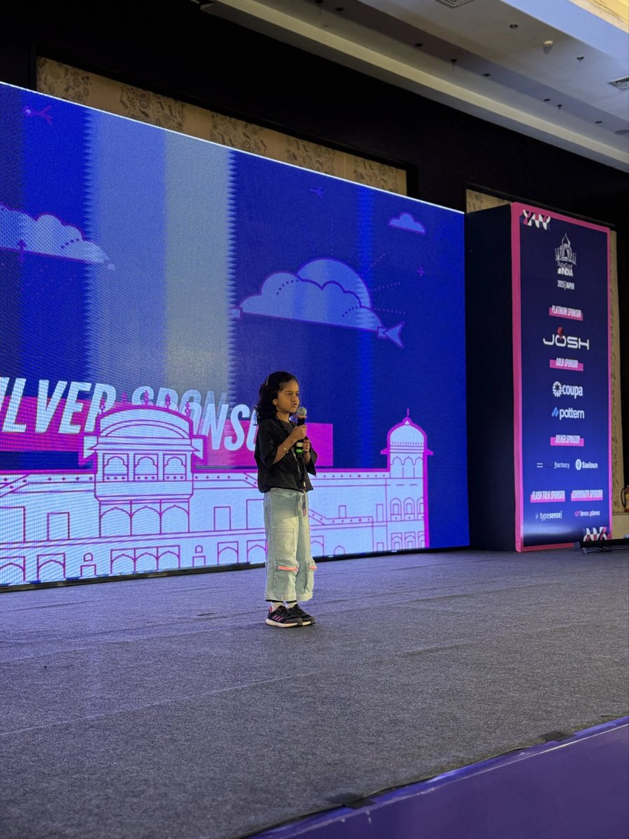 rubyconfindia's tweet image. Stage presence ✔ Easter egg clues ✔ Cuteness overload ✔ — that’s how you host RubyConf! 🌟

#RCI25 #RubyconfIndia