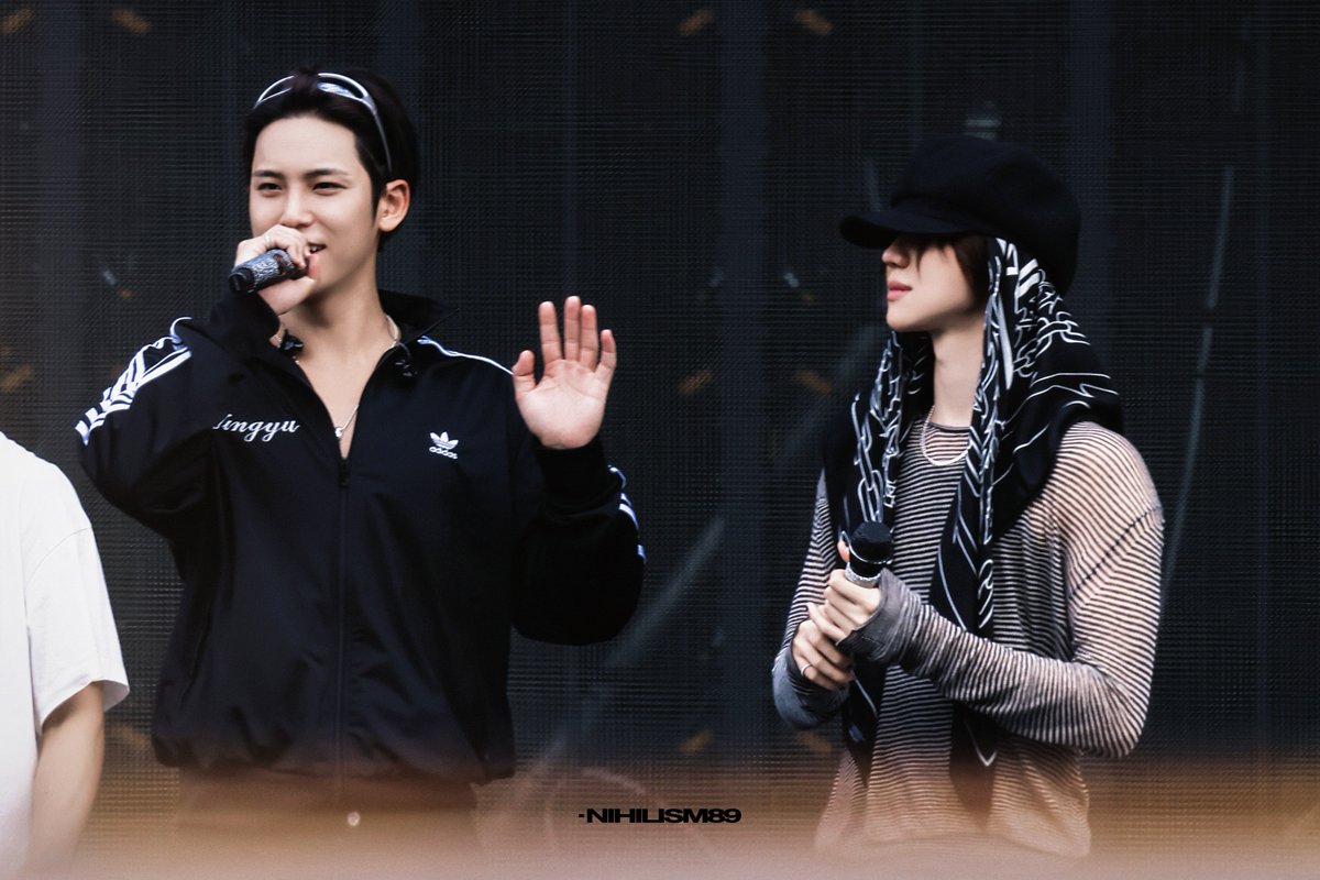 NIHILISM89 tweet media