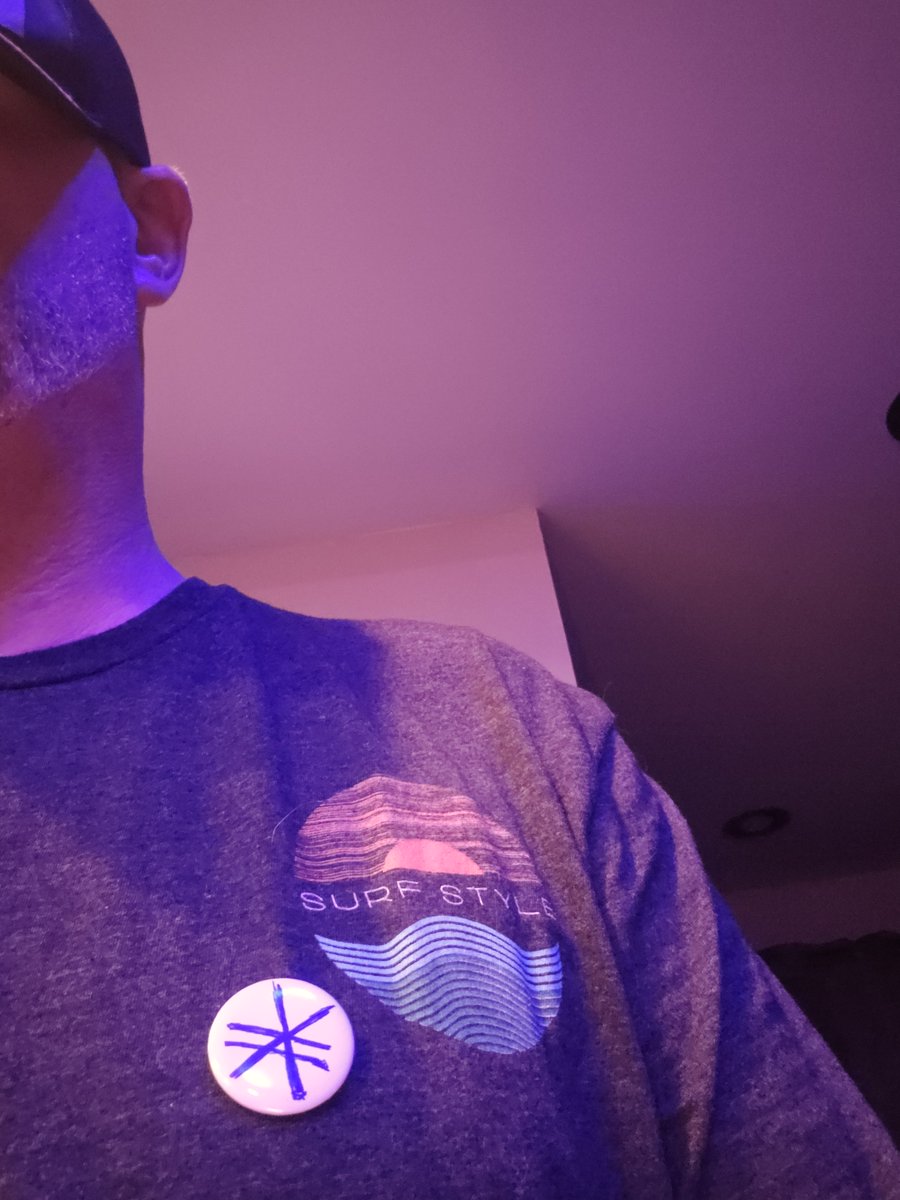Daughter made me this sick $XNO Nano pin. She said the Ӿ was a little rough around the edges, but that's ok.

Shout out to <a href="/SurfStyleBeach/">Surf Style</a> - tell your CFO to look into accepting NANO at your x40 locations. If you do that you'll have x80 locations before you know it.