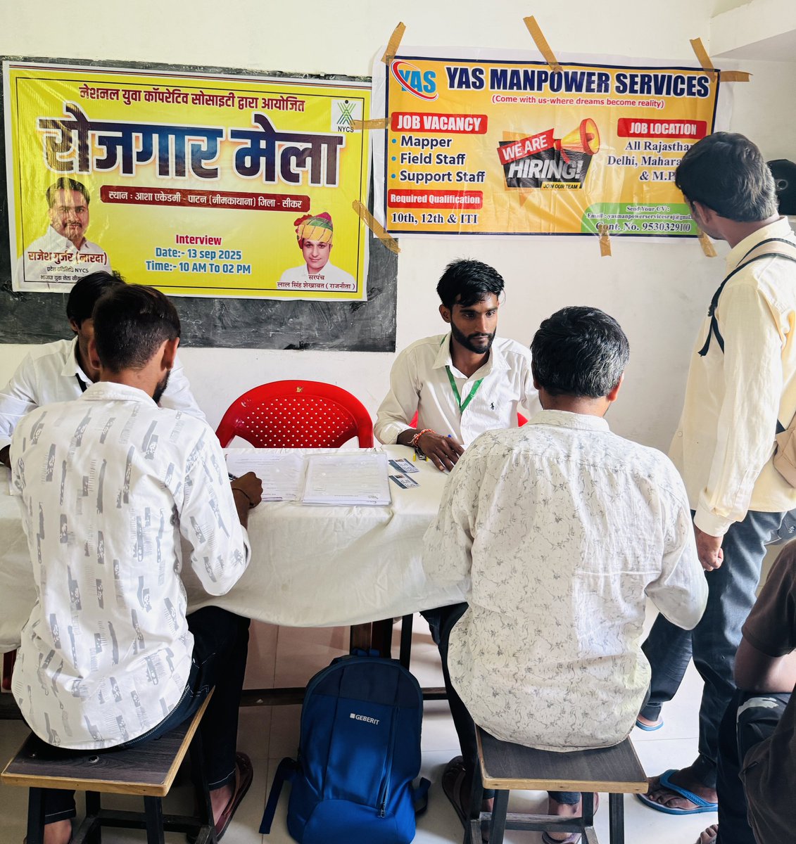 NYCSIndia's tweet photo. #TeamNYCS द्वारा पाटन, नीमकाथाना, राजस्थान में रोजगार मेले का आयोजन किया गया, जिसमें 25 गाँवों के 250 से अधिक युवाओं ने उत्साहपूर्वक भाग लिया। @MSDESkillIndia @NSDCIndia #RojgarMela #EmploymentOpportunities #YouthEmpowerment #RajasthanYouth #SkillIndia #Patan #NeemKaThana #NYCS https://t.co/BNwvry2frz