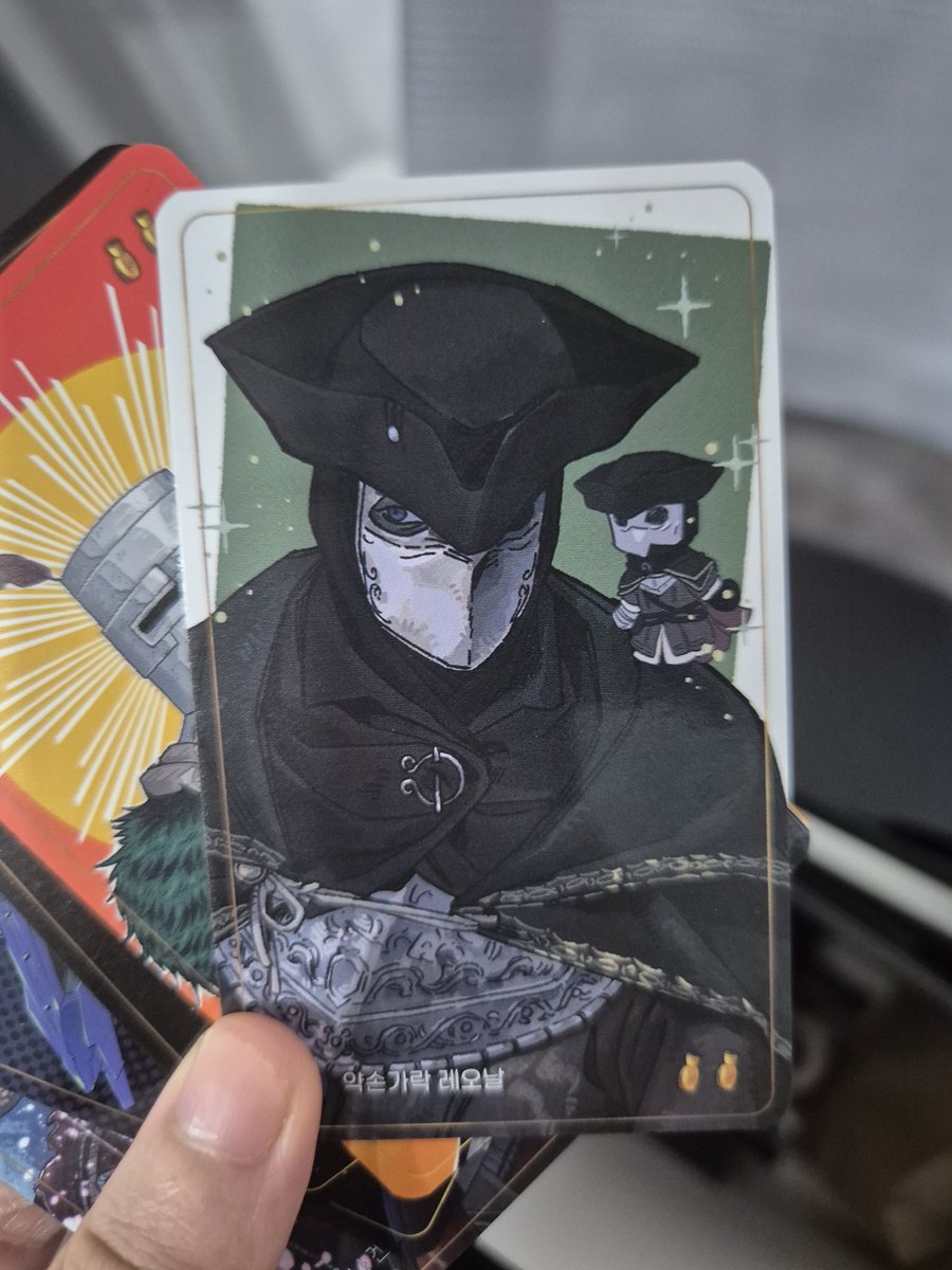 프롬온2 갔다오다
트레카는 반드시 냥꾼이랑 레오날만은 어떻게든 가진다는 마음으로 갔는데 무려 전프레로 레오날이 들어오다,,,