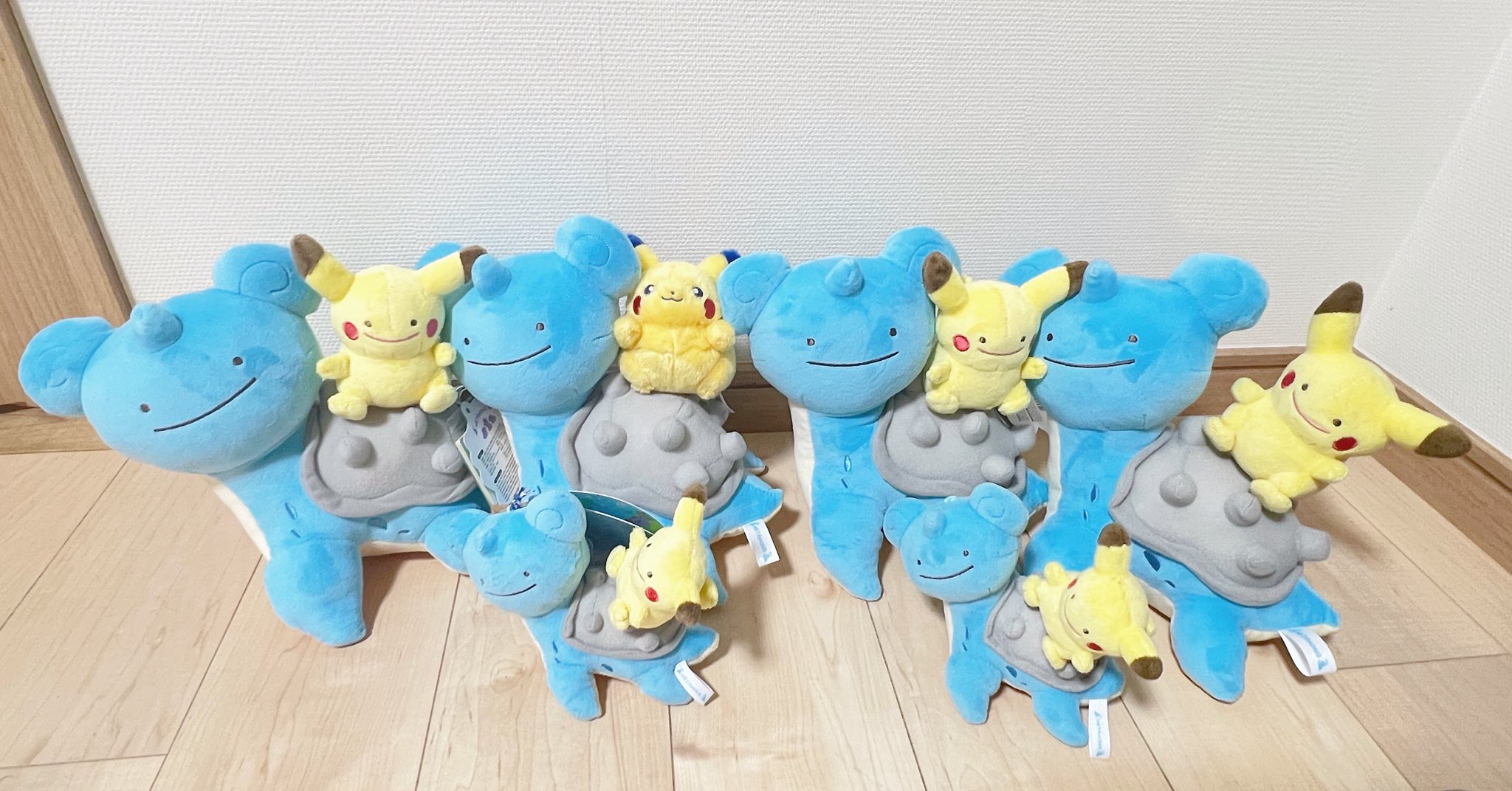 海外限定】ポケモンタウン2025 メタモン ピカチュウ ラプラス