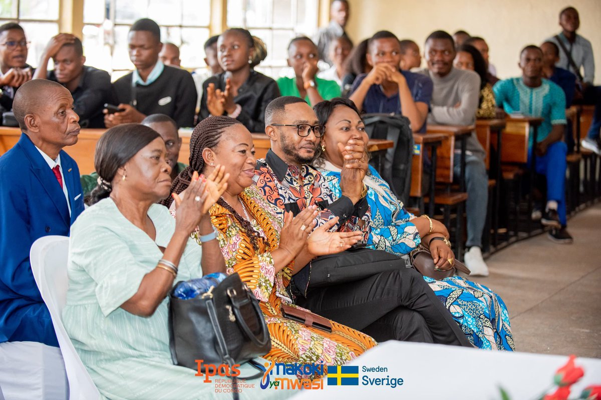 Prof Biaya de l’Université de Mbuji-Mayi dénonce avec fermeté les violences subies par les femmes et les enfants dans l’Est de la RDC.  
Il appelle à la mise en œuvre effective des instruments juridiques évoqués au #ForumGenre2025