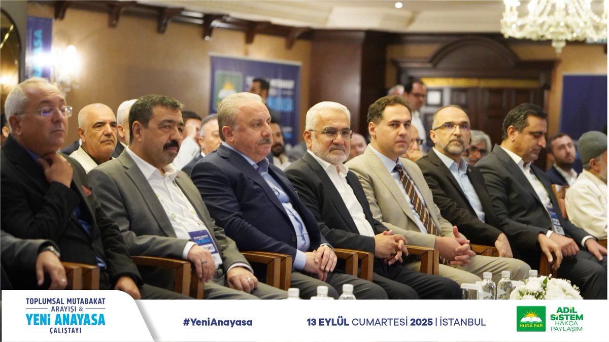 İnsan Hakları ve Hukuk İşleri Başkanlığımızın İstanbul'da düzenlediği “Toplumsal Mutabakat Arayışı ve Yeni Anayasa” Çalıştayı, Kur'an-ı Kerim tilavetiyle başladı.