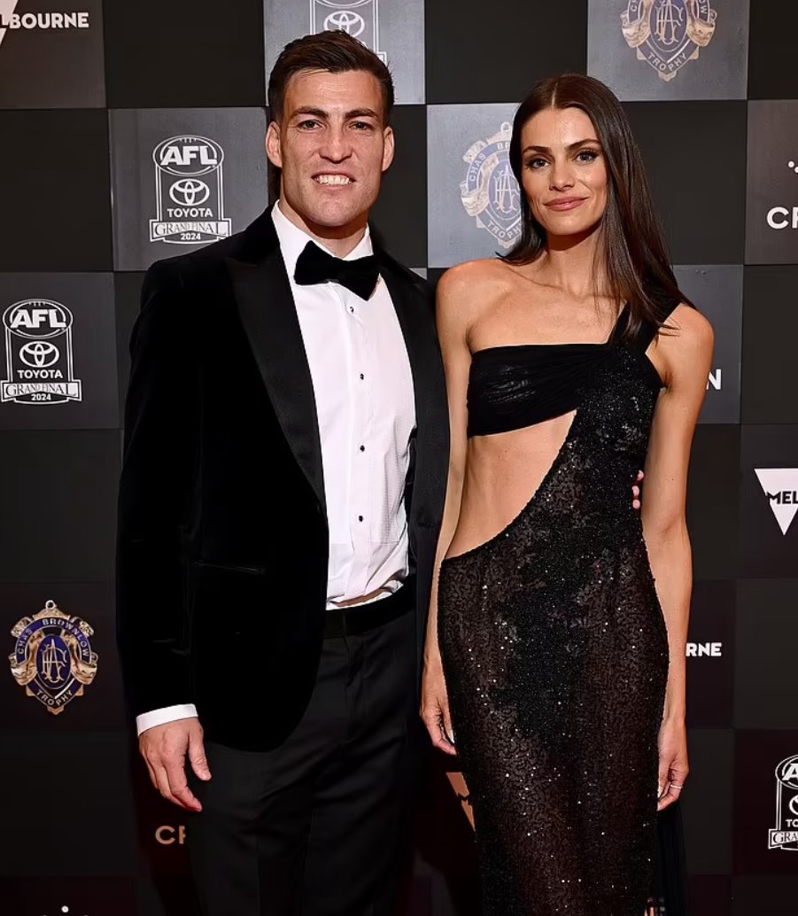 Melissa Hoyer tweet media