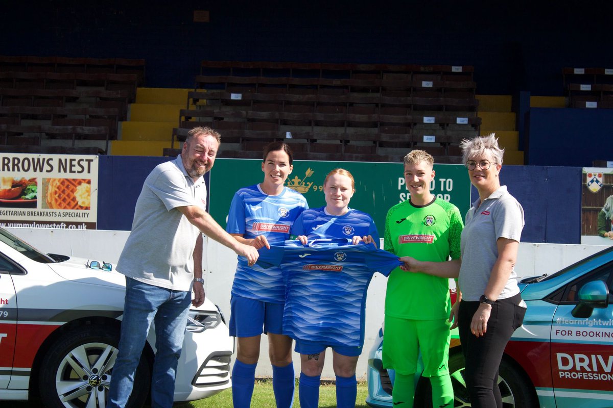 🚗⚽ Sponsor Spotlight! ⚽🚗

A HUGE thank you to our amazing sponsor DriveWright Driving School for their incredible support of the Lowestoft Town Ladies FC! 🙌💙

Last week, the DriveWright team rolled into Crown Meadow in style – bringing their fleet of manual and automatic