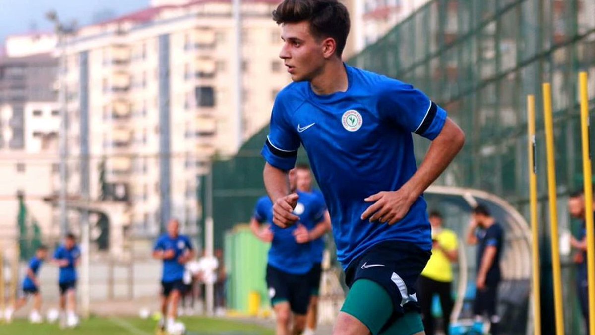 Vanspor’a Süper Lig’den genç milli takviye serhatnews.com/vanspora-super… 

<a href="/vansporfk/">Vansporfk</a>