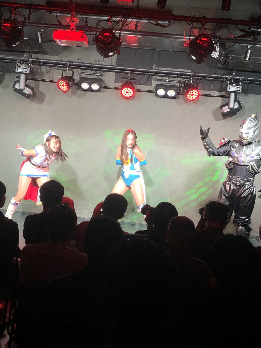 giga_una7's tweet photo. フォンテーヌ🪄&レイストーム⚡️
#ヒロインライブ
#vol30 https://t.co/lnG3dOktoi