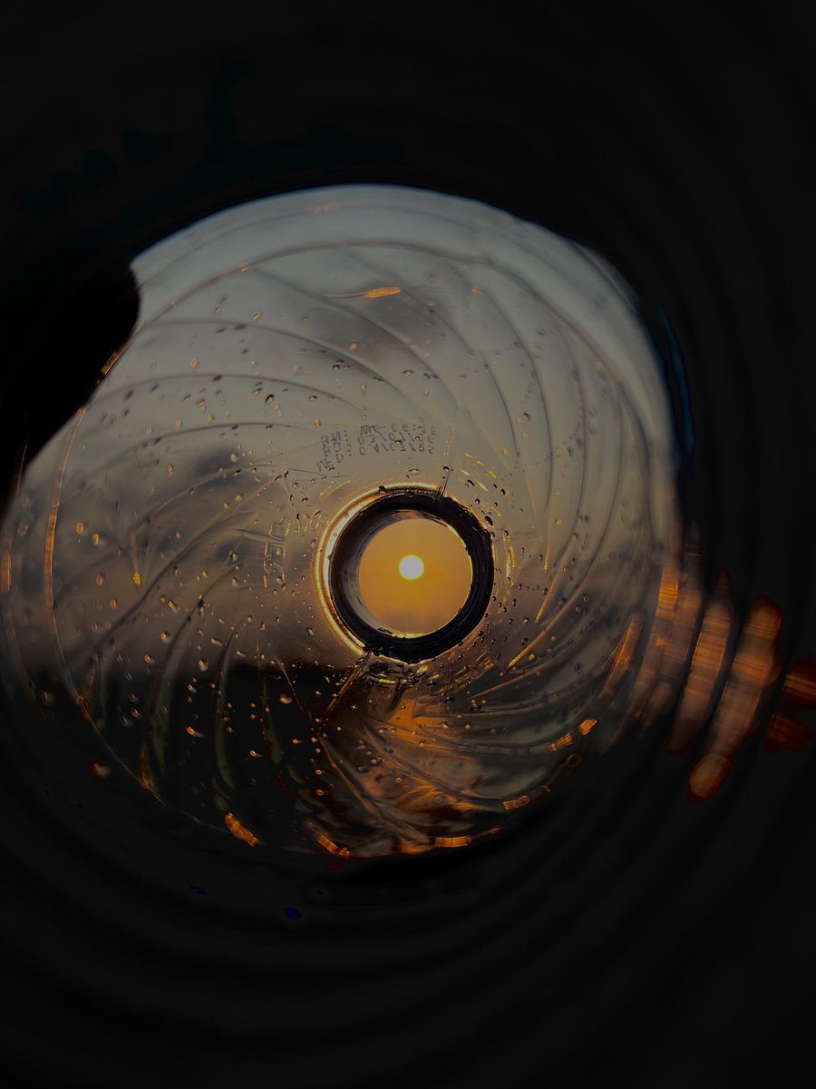 ibmachina's tweet image. Sunsets at sea