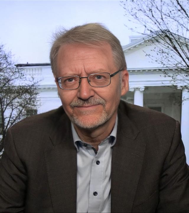 #Theveßen
Bekannt auch Karl-Eduard Elmar Schnitzler-Theveßen