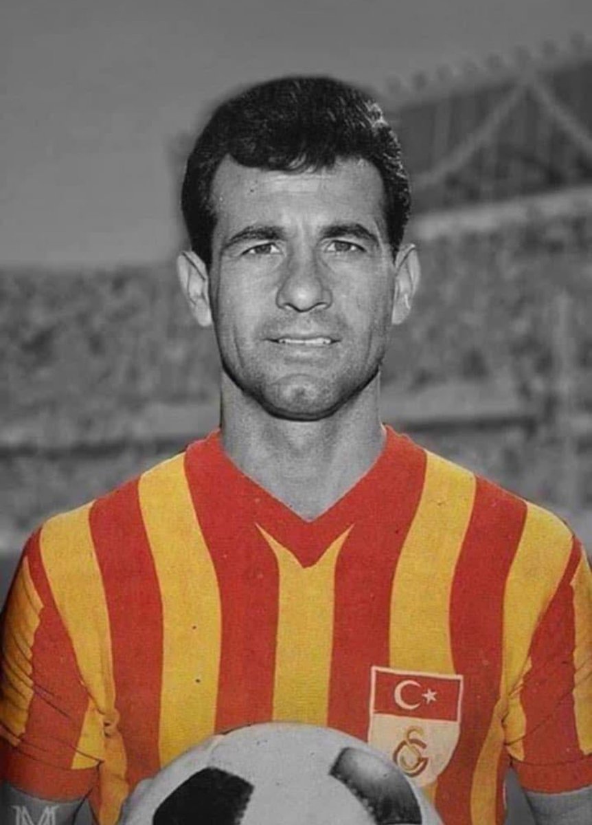 Metin Oktay'ı, aramızdan ayrılışının 34. yılında sevgi, saygı ve özlemle anıyoruz.