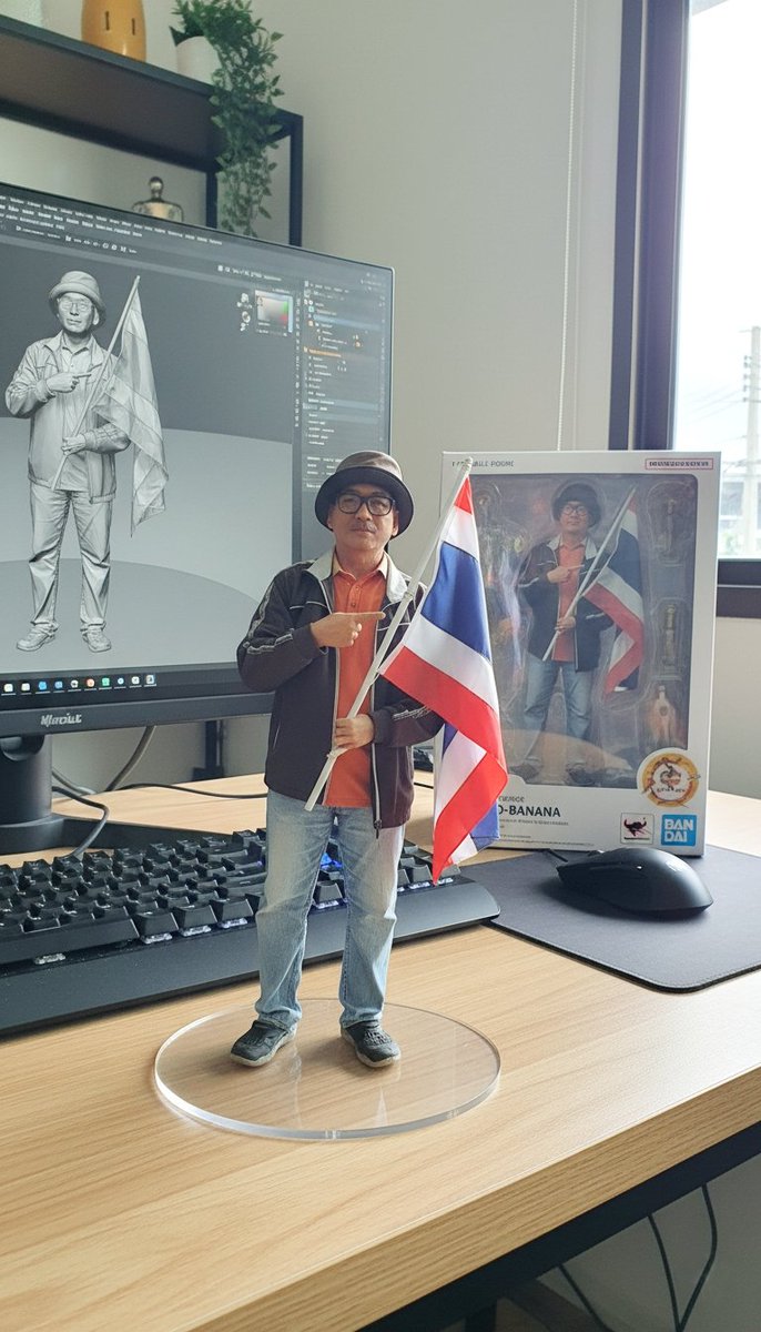 สักนิดนึง ไม่ตกเทรน...
ไงซะ...รักใครประเทศเธอ
ก็ "รักเธอประเทศไทย"ไงละ
#lovethailand
🤣✌️👍💕🇹🇭