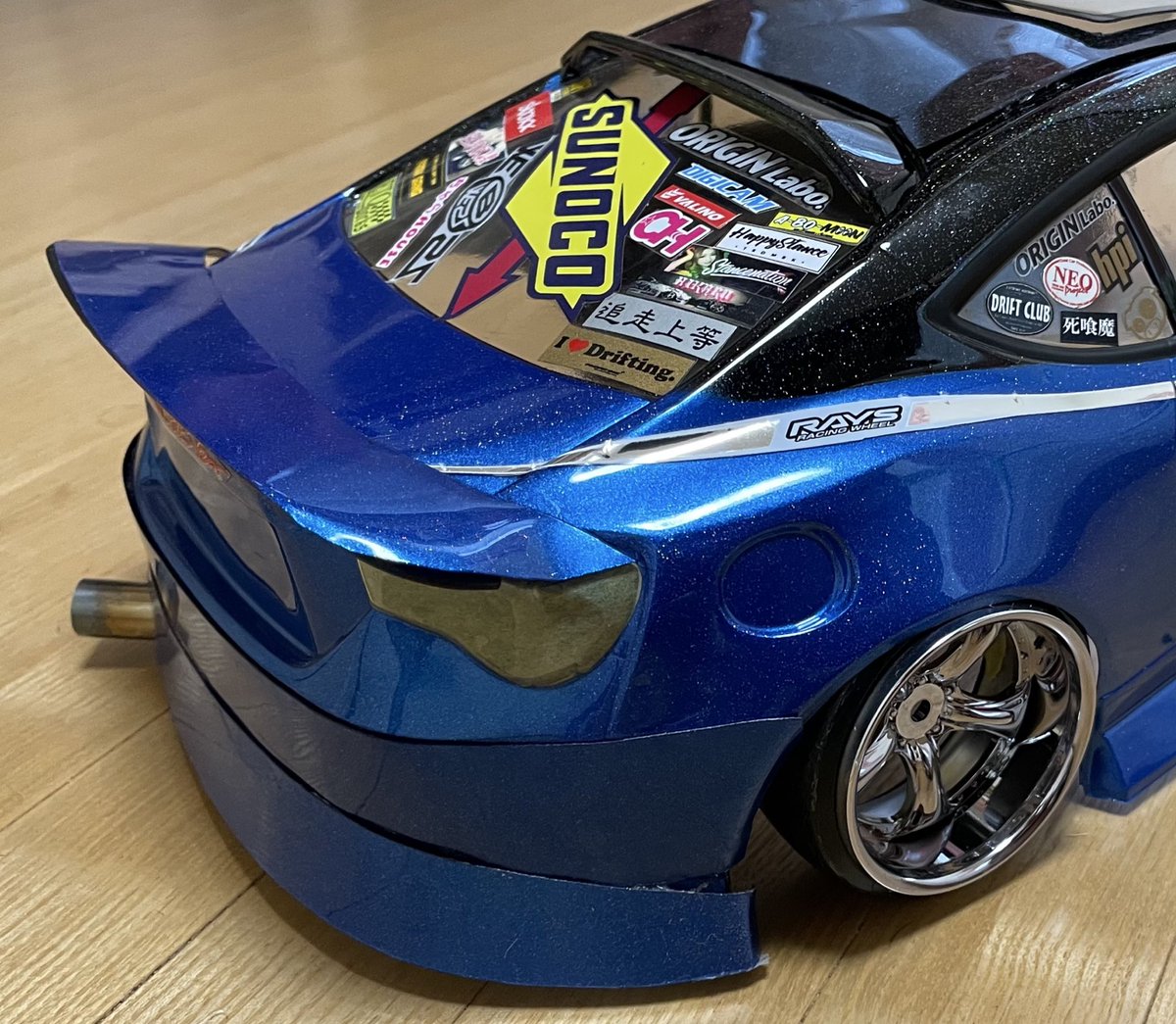 halfway_doy's tweet photo. パンドラRC オリジン86 zn6
・フラットルーフ+サンルーフ
・張り出しRフルバンパー化
・Fフェンダーダクトレス化
・パンドラ板羽延長取り付け
あとバイナルとライト類で完成かな?
#PANDRArc https://t.co/BJrs4YuJi7