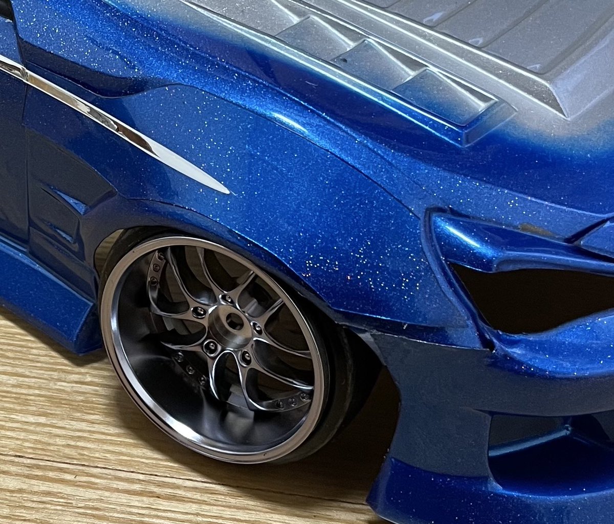 halfway_doy's tweet photo. パンドラRC オリジン86 zn6
・フラットルーフ+サンルーフ
・張り出しRフルバンパー化
・Fフェンダーダクトレス化
・パンドラ板羽延長取り付け
あとバイナルとライト類で完成かな?
#PANDRArc https://t.co/BJrs4YuJi7
