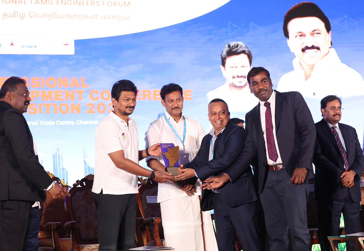 Office_of_Udhay's tweet photo. மாண்புமிகு தமிழ்நாடு துணை முதலமைச்சர் திரு.@Udhaystalin அவர்கள், சர்வதேச தமிழ் பொறியாளர்கள் மன்றம் சார்பில் நடத்தப்பட்ட மாநாட்டில் சென்னை வர்த்தக மையத்தில் இன்று பங்கேற்றார்கள். https://t.co/Y3oSrK2ds5