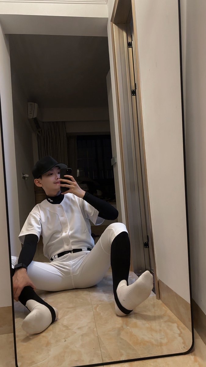 补档 胡子没刮jpg