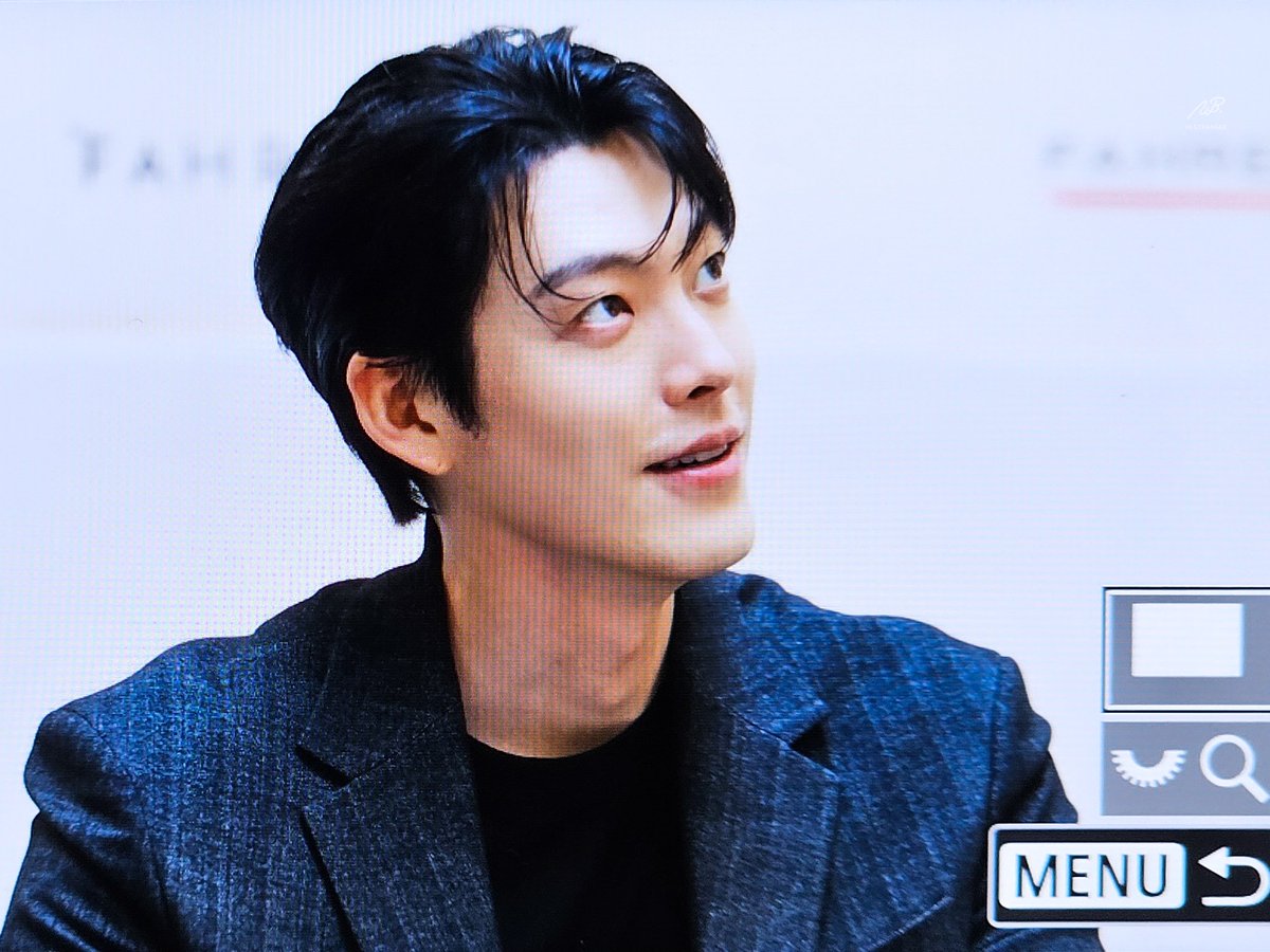안녕,낯선사람 tweet media