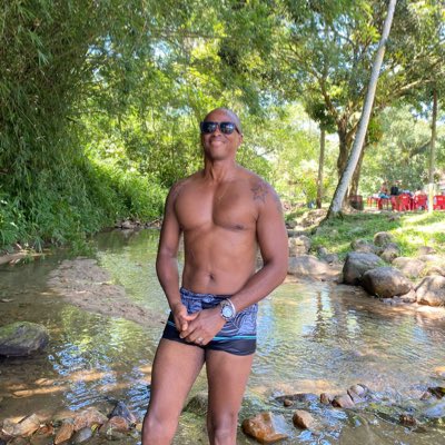 lop_sidney's tweet photo. #NovaFotoDePerfil https://t.co/2dBJxGTfjc