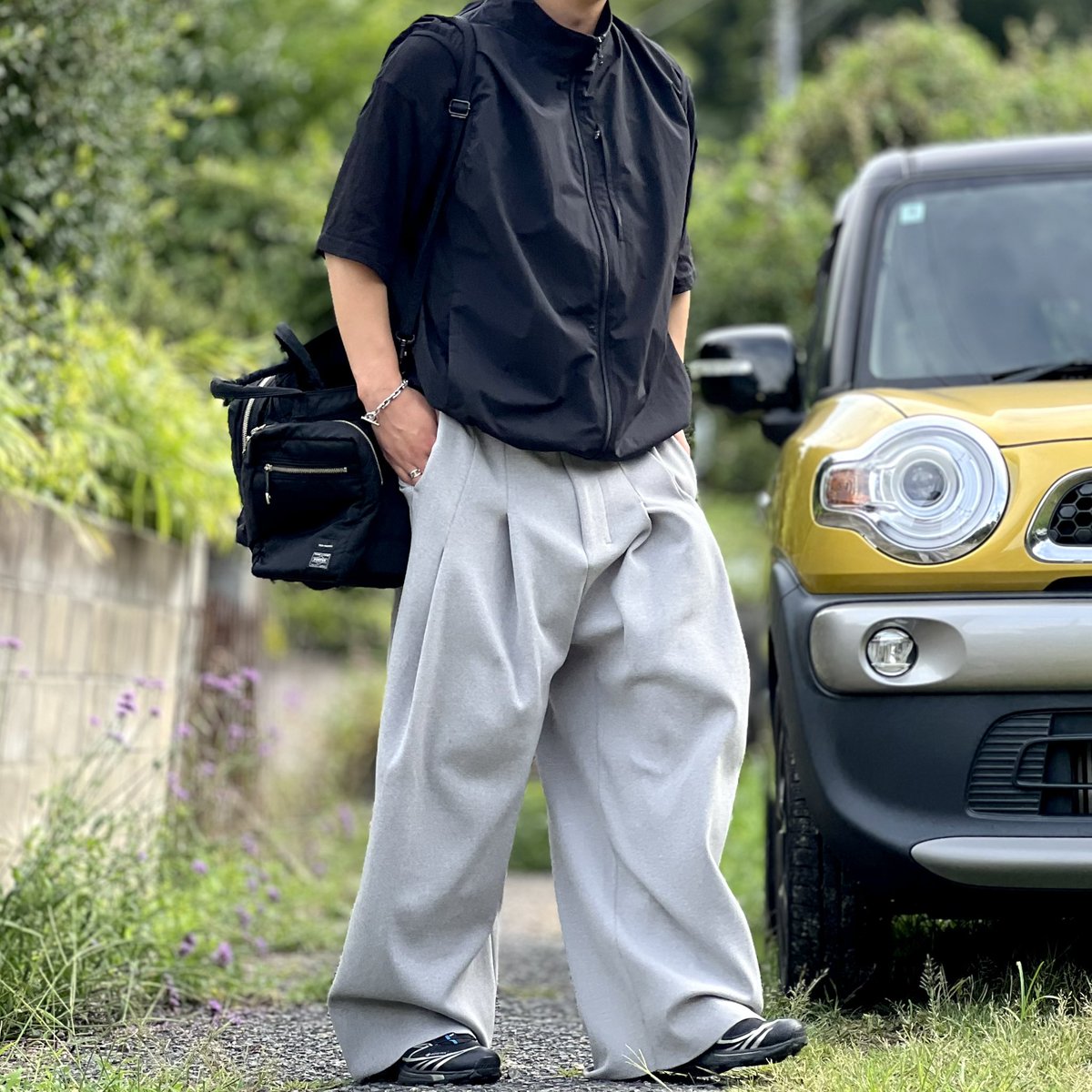 makinosuke29's tweet photo. vest : #uniqlo
tops : #amne
bottoms : #shinyakozuka
shoes : #salomon
bag : #toga #porter https://t.co/VpiVhF0OaB