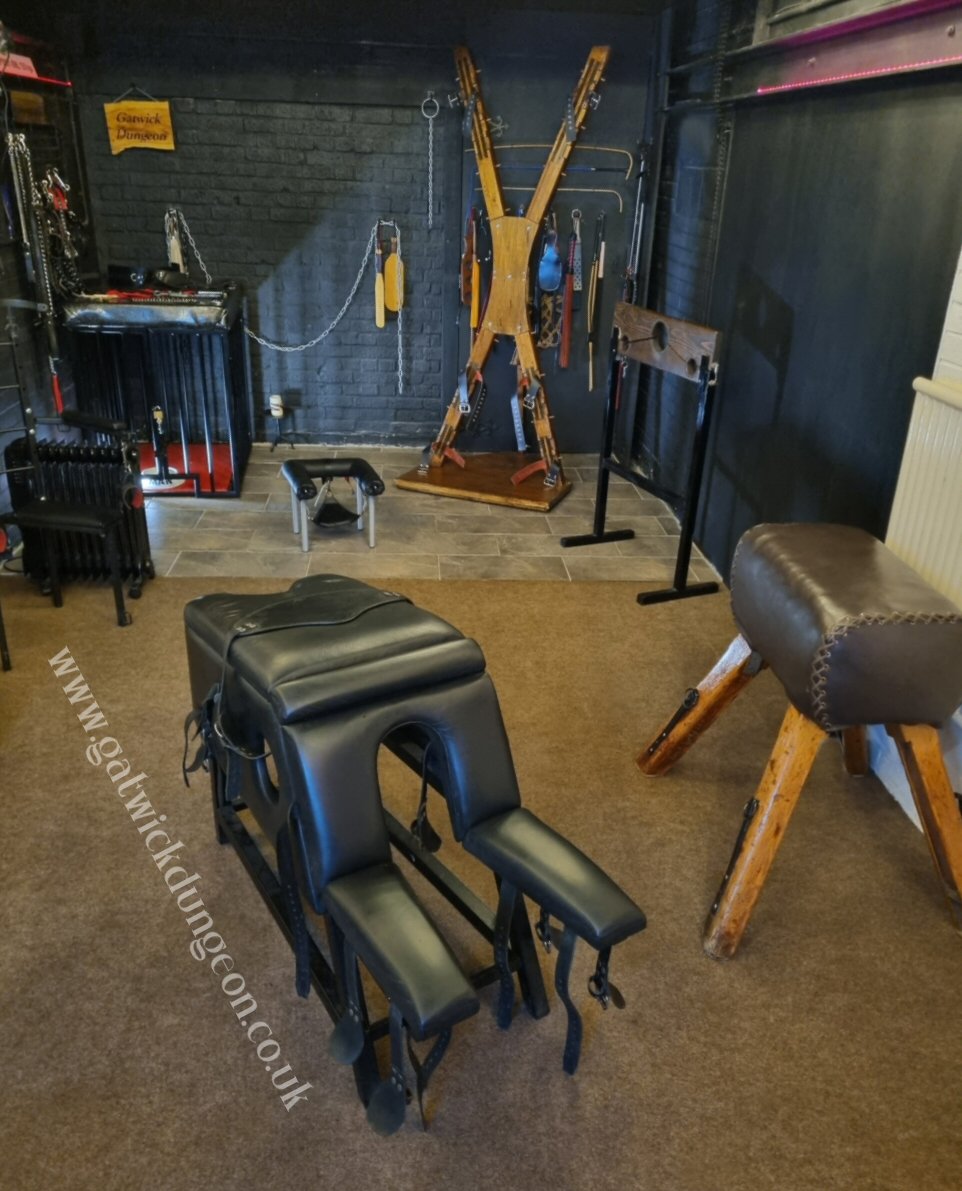 Are you and a bunch of like-minded friends looking for somewhere private to play?  Then look no further!  Book the Gatwick Dungeon today!  gatwickdungeon.co.uk 

#gatwickdungeon #adultplayspace #adultfun #booknow