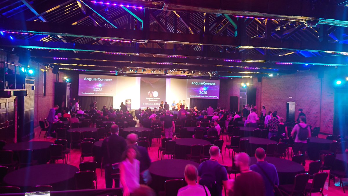 aboudard's tweet image. Attending #AngularConnect 2025 with a lot of great guys 🤩 including @GeromeDEV 😎