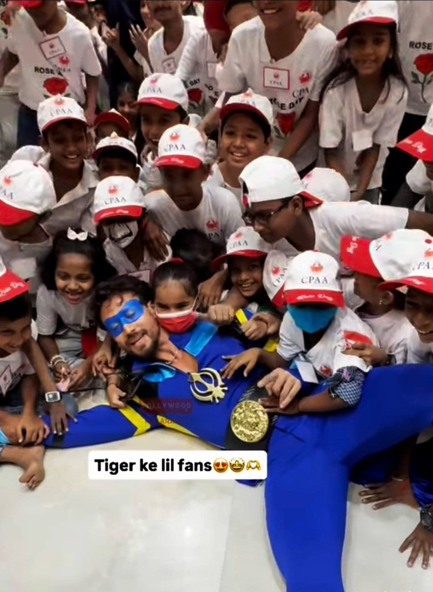 ChandaDivyam's tweet photo. Haters aur trollers, tum chahe paisa kitna bhi kama lo, ye nahi kama paaoge. I am a tigerian and proud to be a tigerian.
#tigershroff #tigerianlove #tigerfans https://t.co/lLxl7q59Xh