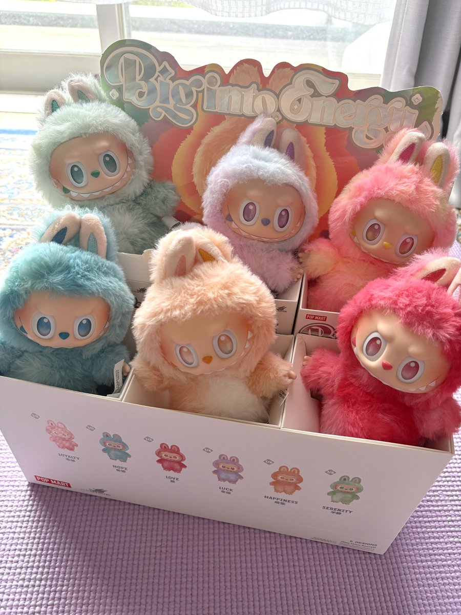 ringotan79's tweet photo. ラブブやっと届いた😊💕
めっちゃ可愛いし本物だけど確かにクオリティ下がって首ななめりすぎてたり足おかしい笑💦
でも可愛いからよし(*´︶`*)ﾉ

#ラブブ #ポップマート #ラブブ届いた https://t.co/K1qvDvy7jc
