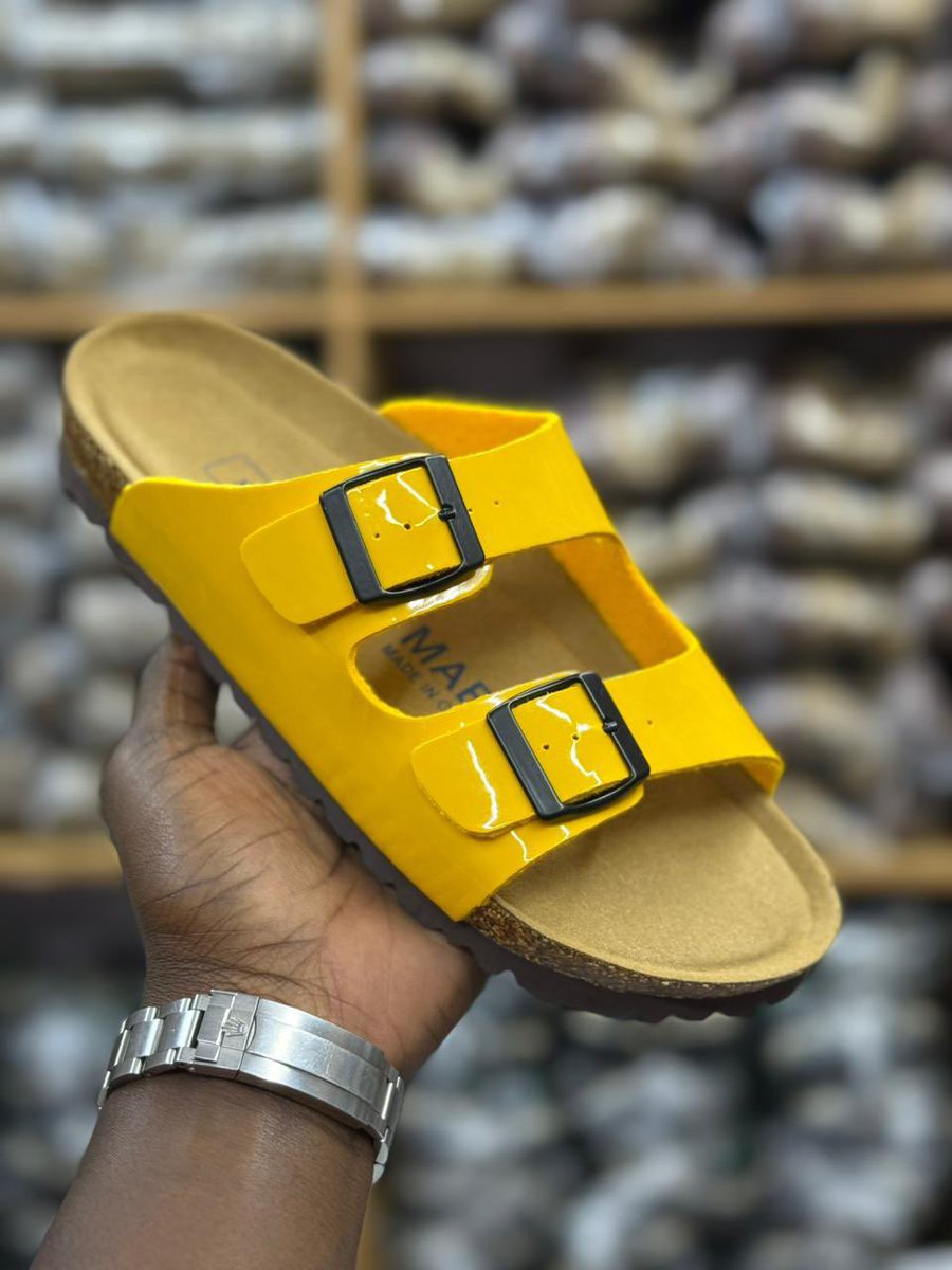 I sell cute sandals. 36_41@2400kshs