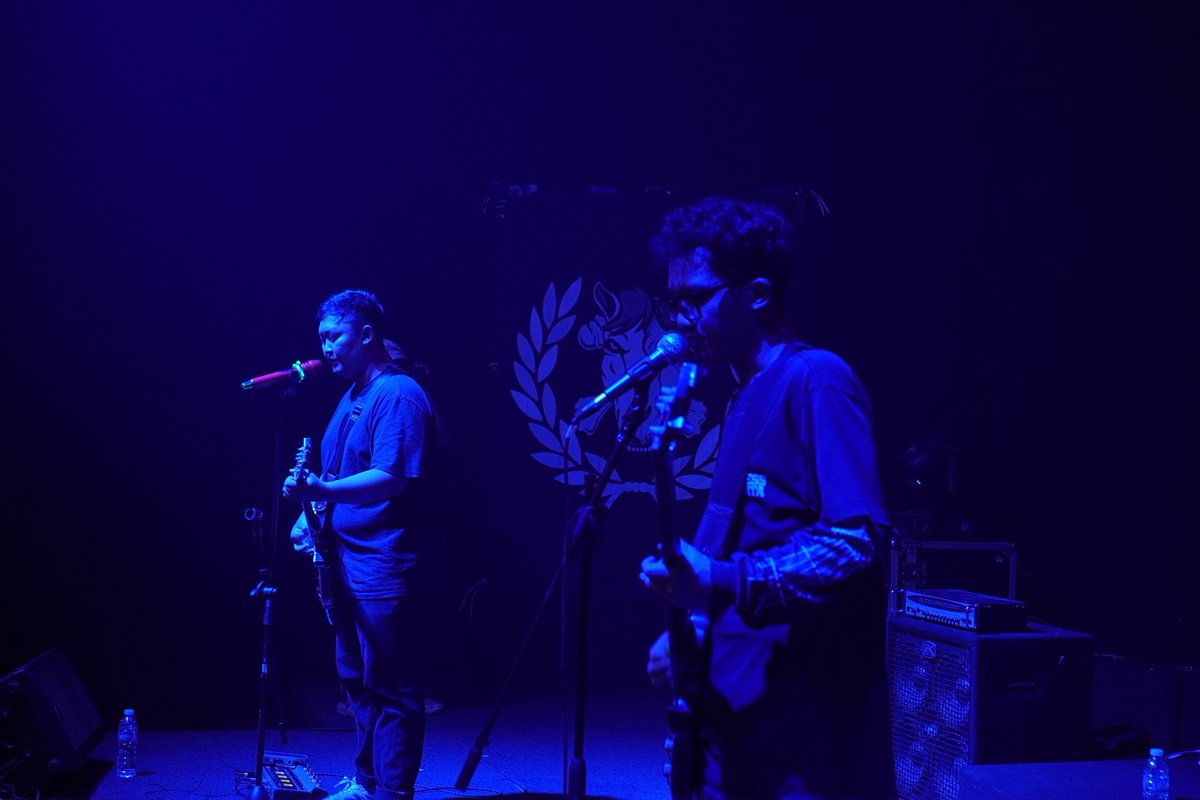 DezkyPermadi's tweet photo. Last week with the boys @lftheband https://t.co/TIowzQuY88