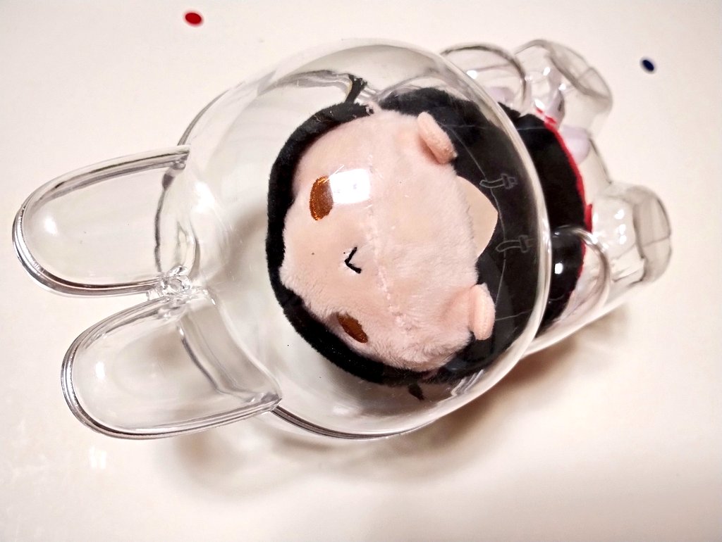 「ょぅι゛ょセンパイに貸してもらったんだけどのるにはちょっとでかいのカモ?」|マメミン🐿のイラスト