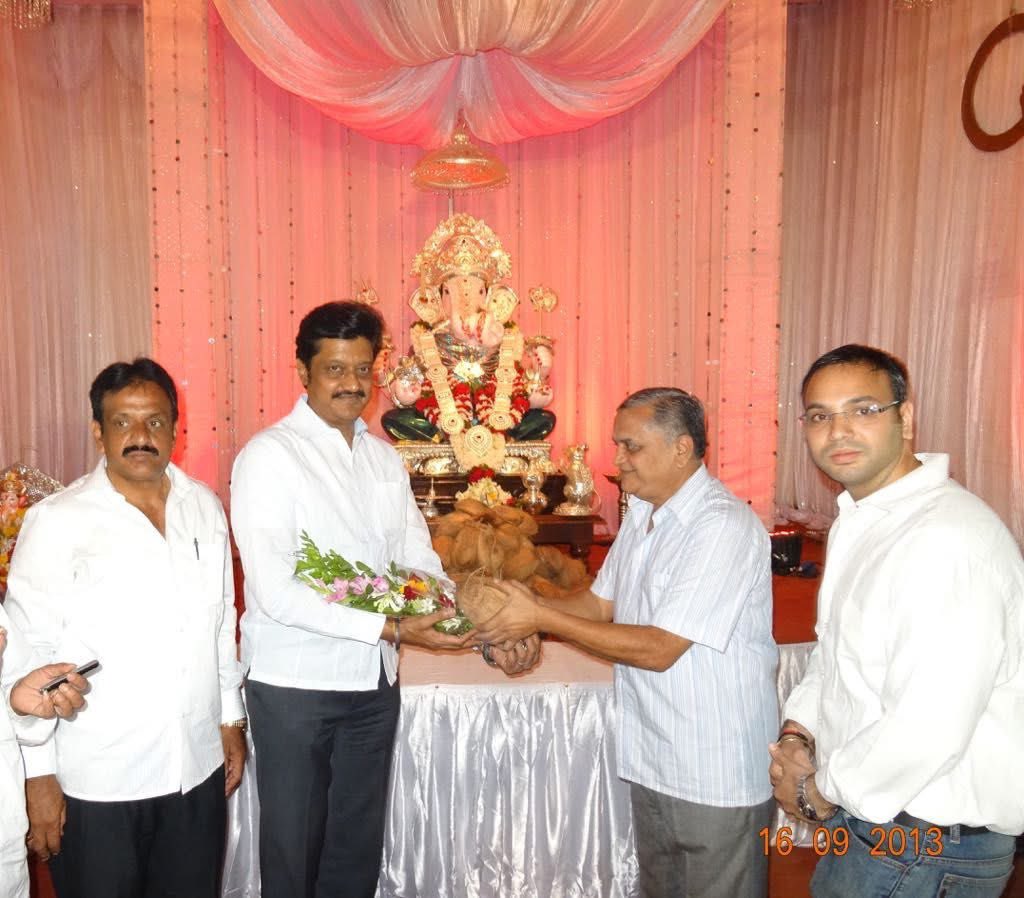 “Happy Birthday to Ex MP Pune -Anil Shirole ji 
A leader admired for his honesty, simplicity &amp; true service to people. 🌿✨”आमचे मार्गदर्शक पुण्यनगरीचे माजी खासदार, शांत, संयमी, सुसंस्कृत व अभ्यासु नेतृत्व आदरणीय श्री.अनिलजी शिरोळे साहेब आपणांस वाढदिवसाच्या मनःपूर्वक शुभेच्छा...!