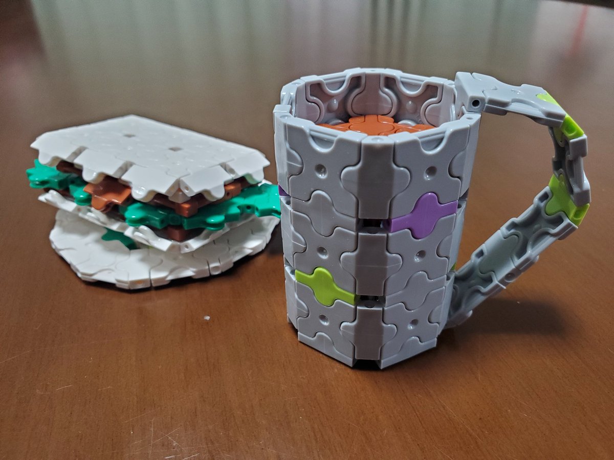 favorite_PIDL's tweet photo. ニックネーム:TOUMA
作品タイトル:カフェセット
年齢:9歳

具をはみ出させて、おいしそうに仕上げました
#LaQ芸術祭2025夏の陣フリー
@LaQbl https://t.co/fZRBVLKeIu