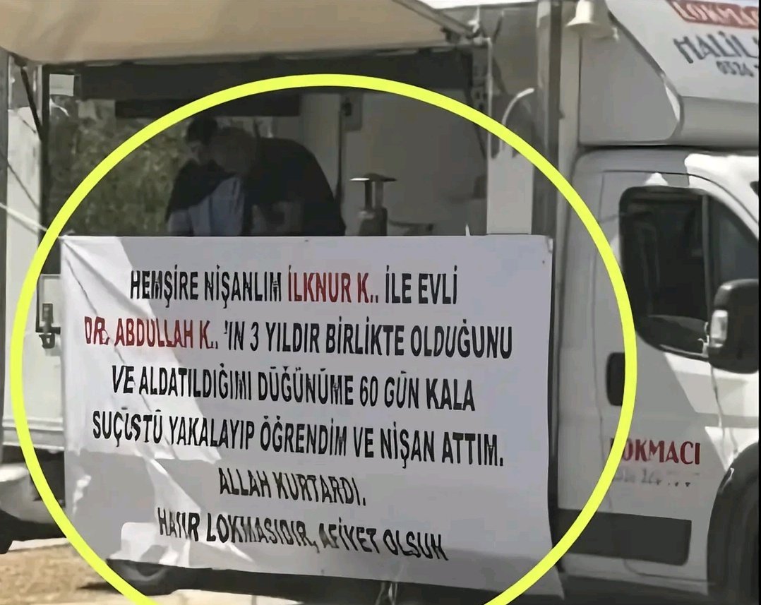Hemşire nişanlısının, başka bir evli erkekle 3 yıldır birlikte olduğunu suçüstü yakalayan adam, düğüne 2 ay kala nişanı atıp hayır lokması dağıttı.