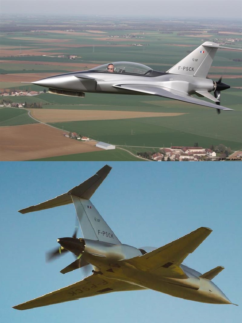 Created by Claude Chudzik in the 90s, the CC-02 first flight in 2007.
This amateur-built aircraft is exceptionally beautiful. Thanks to its very pure aerodynamics and a motor of only 200hp, its cruising speed is 324km/h and its maximum speed is 555km/h, with a range of 1000km.