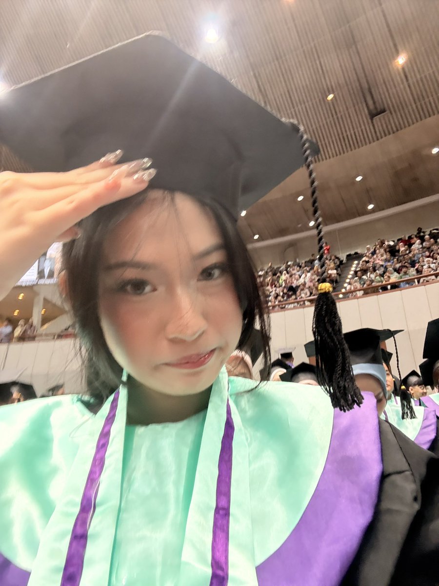 Raissa Anggiani tweet media