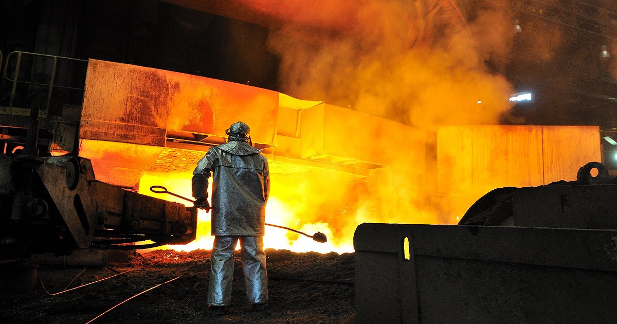 GMKCenterNews's tweet photo. #Polish #steel companies reduced steel production by 14.7% m/m in July 2025, while y/y production increased by 1.9% to 639,000 tons. 

This puts the country in 20th place in the global ranking of steel producers.

Read more here🔽
https://t.co/6f1u9QWaKm https://t.co/vawlOODOR8