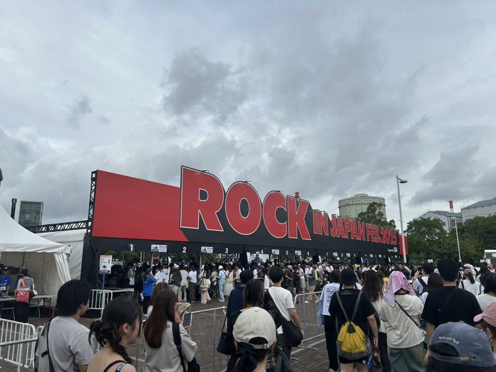 ttur_6's tweet photo. #ロッキン2025 https://t.co/emyW4ewvd3