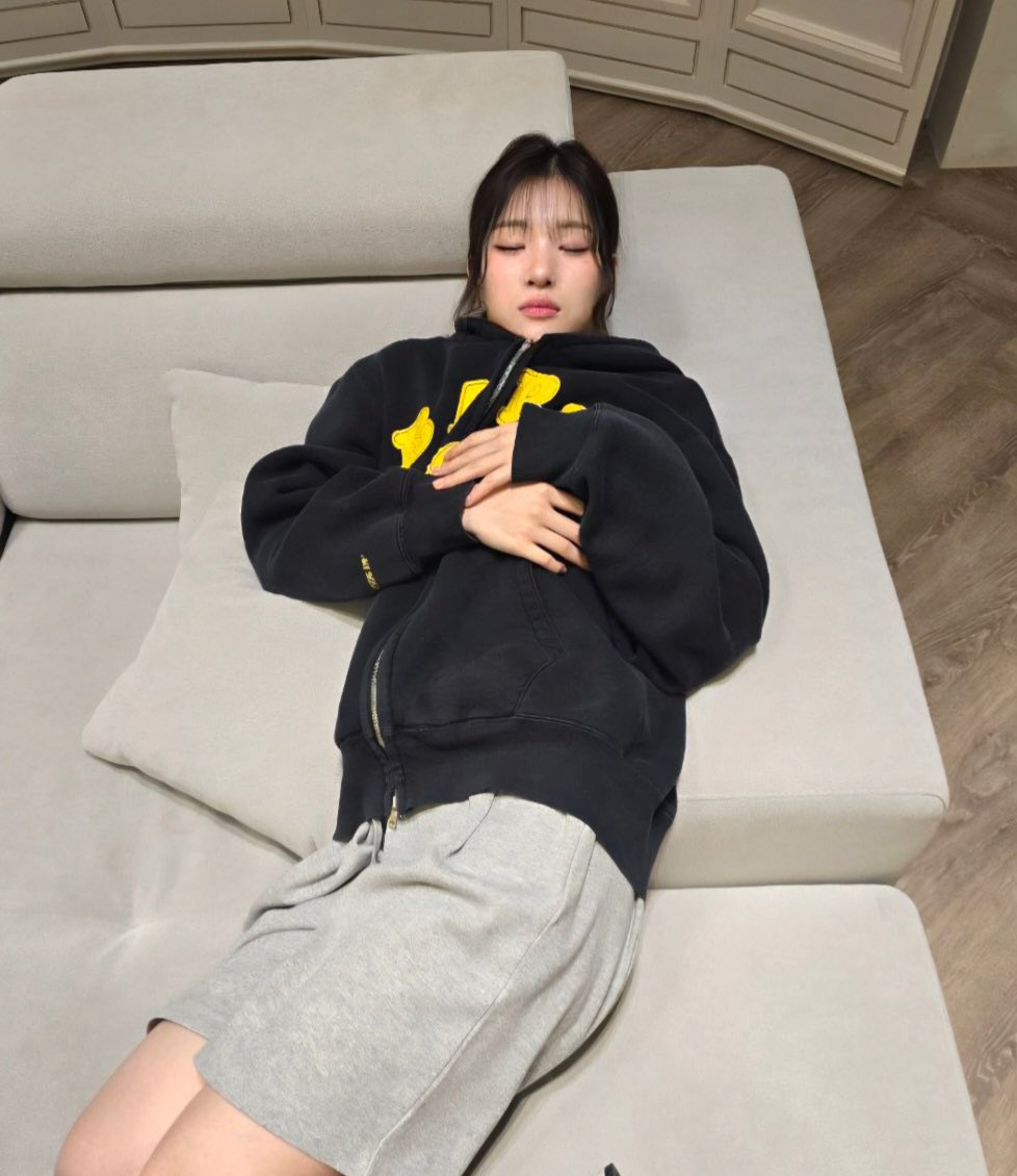H2H_NEWS's tweet photo. 250913 JUUN Weverse Post

#Hearts2Hearts #하츠투하츠 #H2H  @Hearts2Hearts https://t.co/PaBBAK5oiB