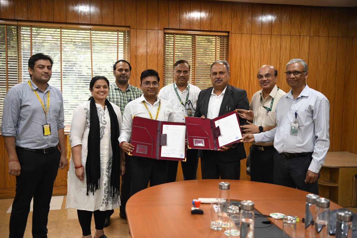 DRDO_India's tweet photo. An MoU has been executed between Solar Energy Corporation of India(SECI) and DRDO under National Solar Mission and its thrust towards achieving energy neutrality and Net Zero Carbon goals. Under this 250MW solar power generation is aimed to make DRDO a Green Organisation 
As part of this, a land use agreement has been signed for handing over of 402 acres of land at Aeronautical Test Range, Chitradurga, Karnataka to SECI for generation of 100 MW Solar power for use of DRDO labs in the country at concessional rates