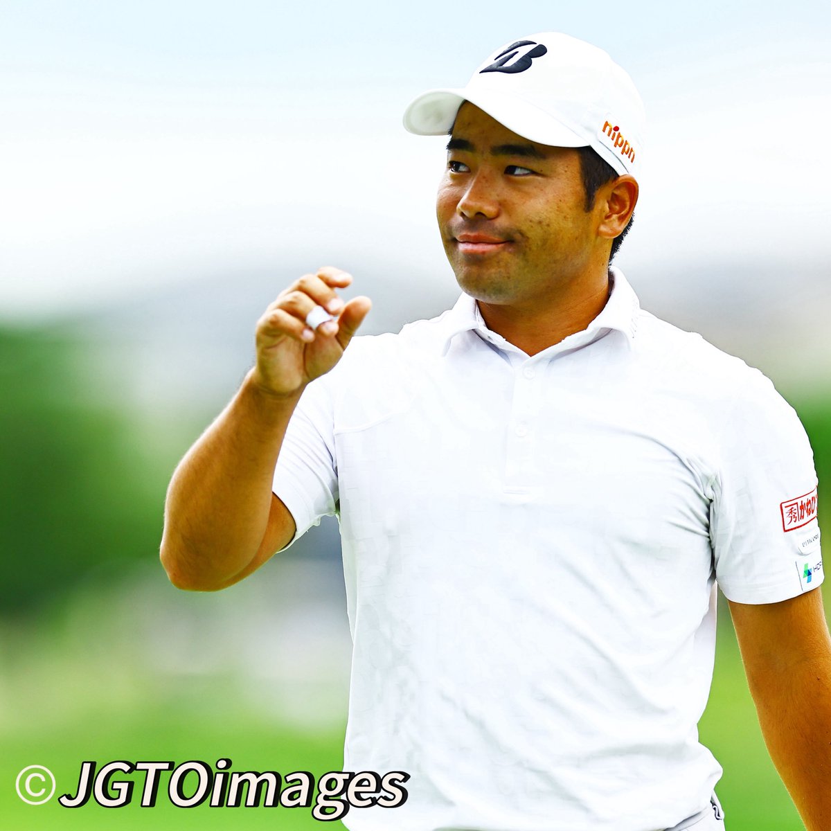 JGTO_official's tweet photo. 日韓亜共催トーナメント『#shinhandonghaeopen』第3ラウンド
本大会歴代覇者である #比嘉一貴 が2位のスコット・ビンセントと1打差の単独トップに👍今季2勝目を目指し、「自分から落とすような真似をしないようにマネジメントができたら」と気を引き締めつつ明日の最終日を迎えます。
2打差の3位タイには #吉田泰基 が、4打差の8位タイには #杉浦悠太 が逆転Vを狙います。