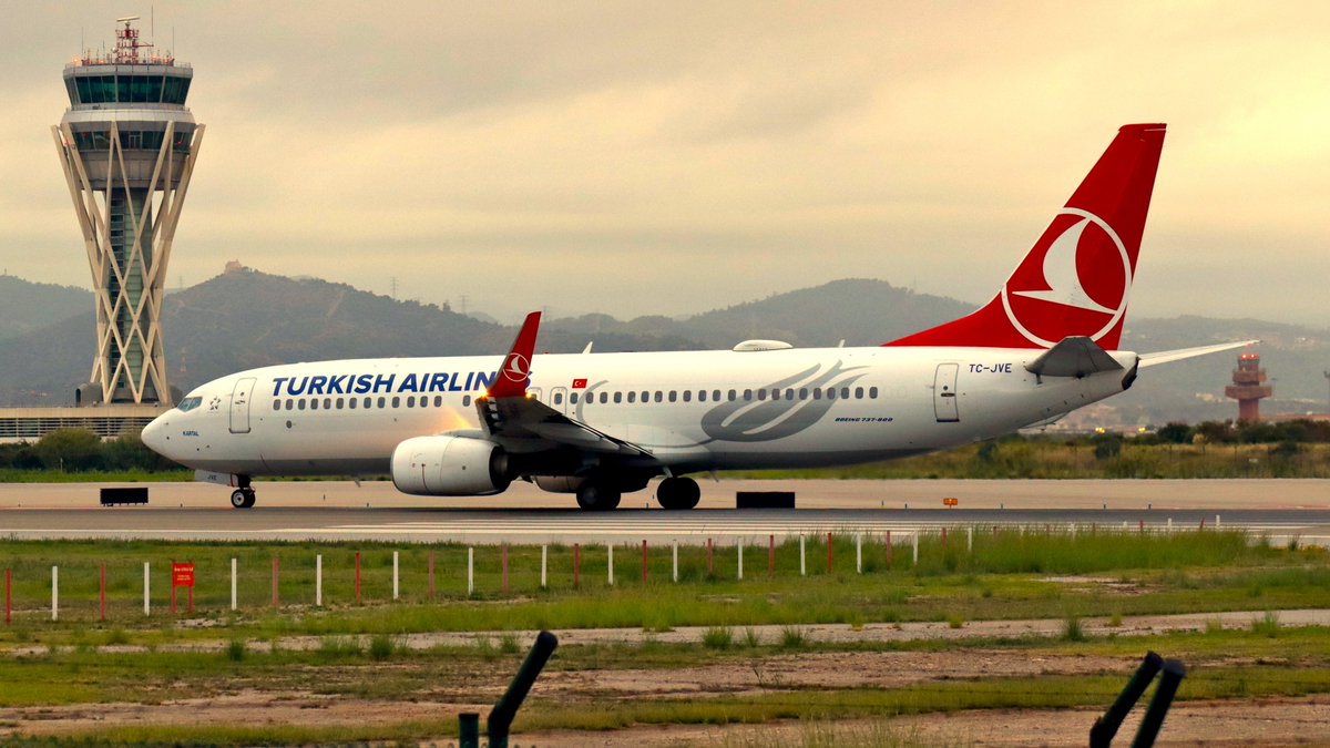 El Turkish y las dos torres.