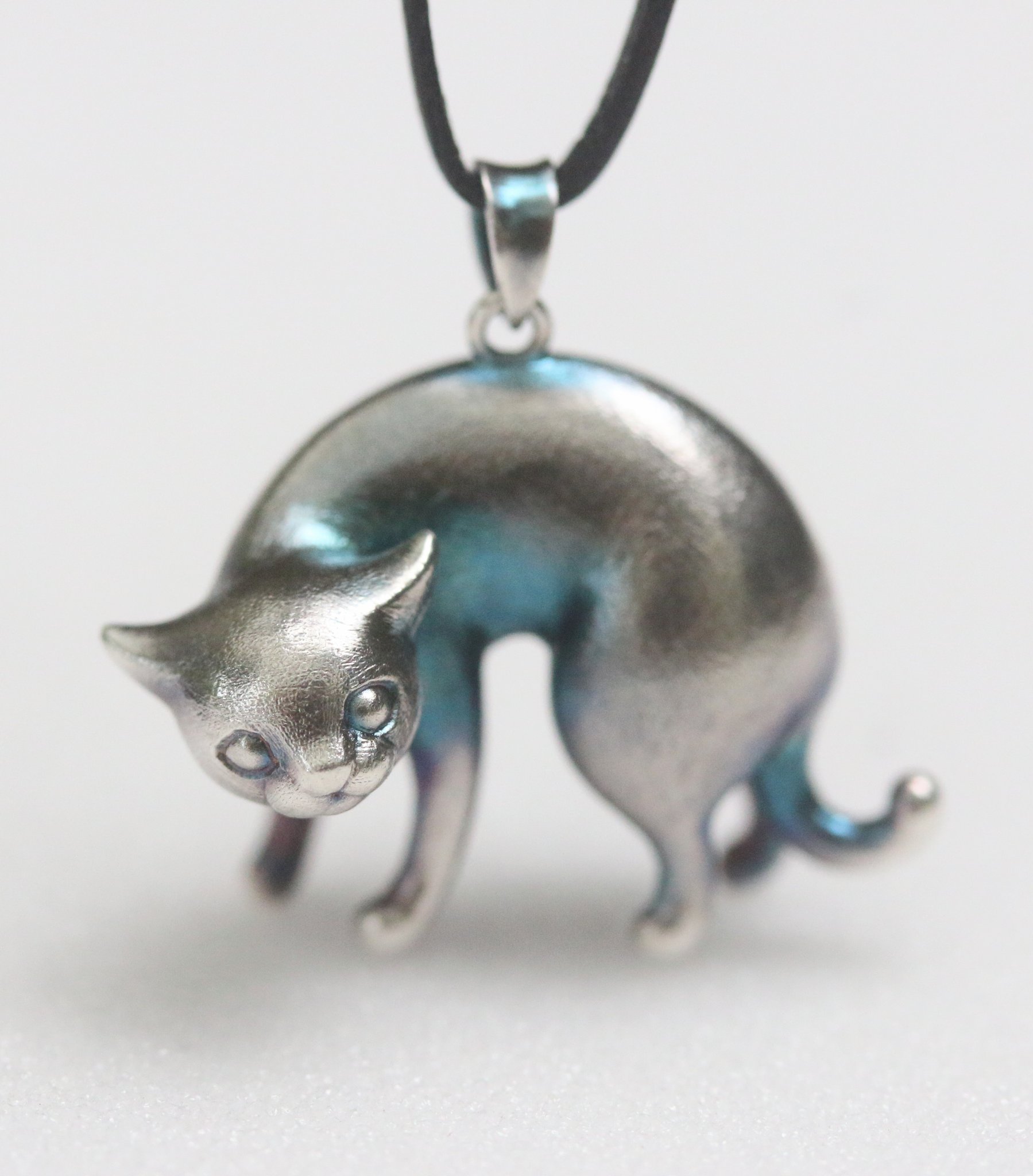 アトリエpuchuco 猫 シルバー からくり仕掛け アトリエpuchuco 猫