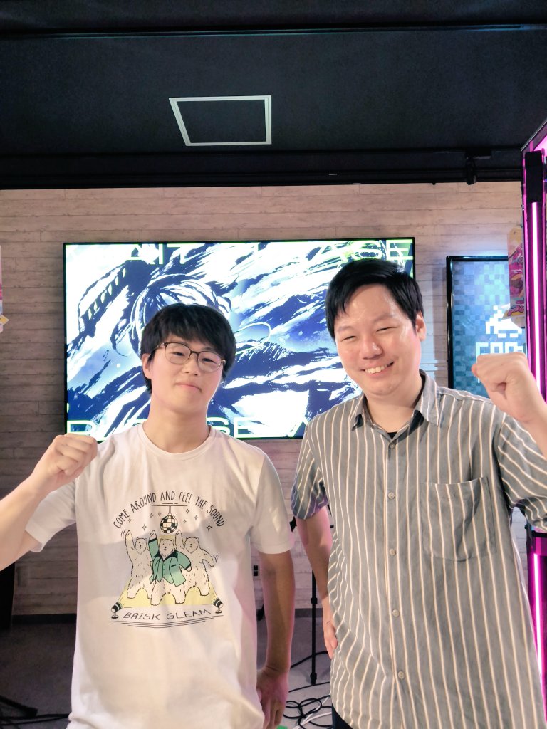 いよいよ決勝戦！⚔️
​『士 -SAMURAI-』の頂点を決める最終決戦が始まります。
ラスト・サムライとなるのは、SEIRYU選手か、それともSTYU-選手か
決勝は18:20開始！

​配信URLはこちら📹️youtube.com/live/7Tx4aeIys…
#samurai_iidx