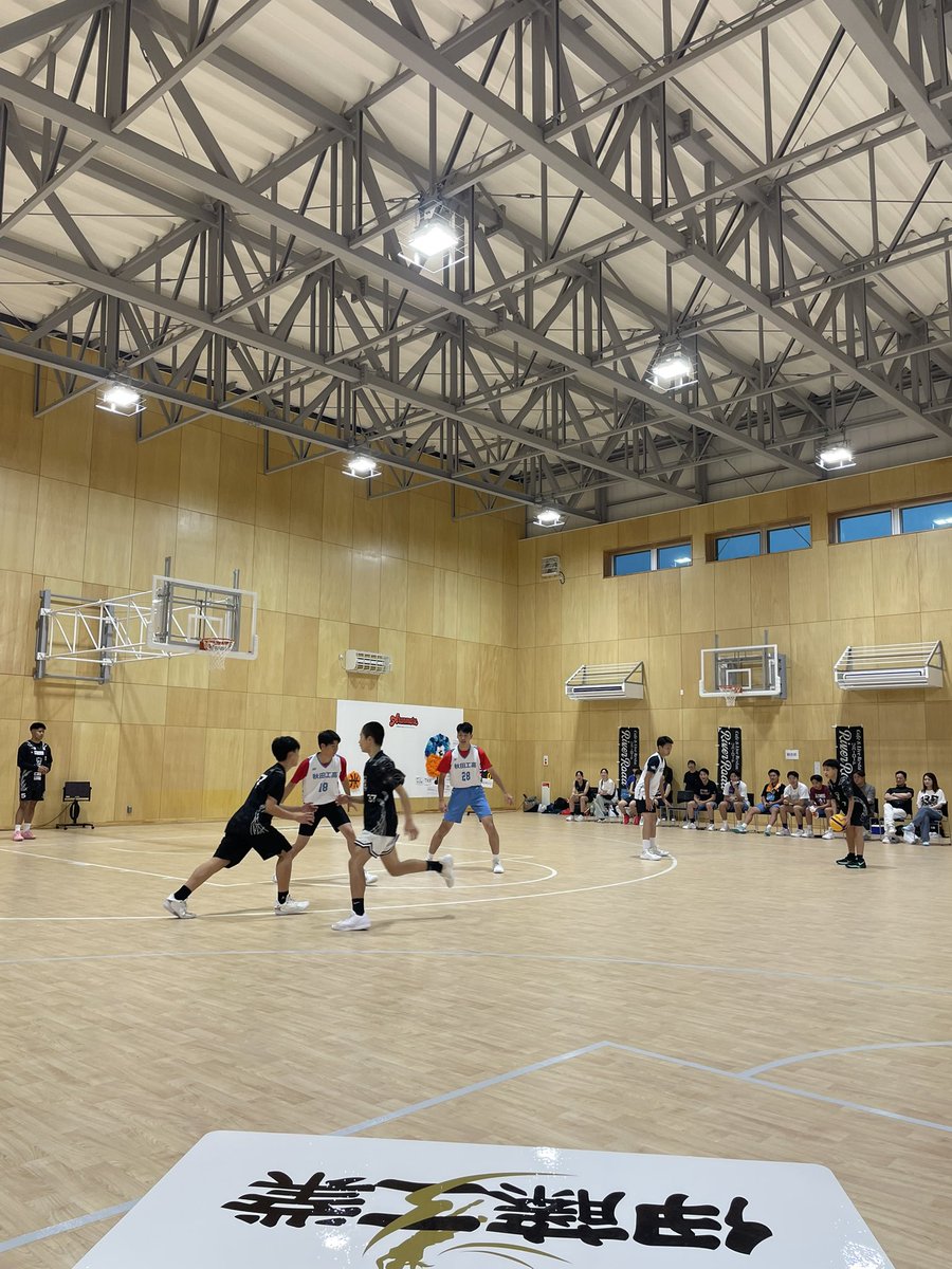 <伊藤工業✕リバーロード presents
3x3アラマカップ2025イベント＞
開催しました！⛹️‍♂️⛹️‍♀️

MC 浅野克紀さん
       平松飛鳥（ウイン）<a href="/aranmare_asuka/">平松飛鳥/アランマーレ秋田</a> 
解説 I.N.U AKITAさん
たくさんの方にご参加いただきました〜！
個人のスキル・チーム力が光ったシーンが沢山あり会場は大盛り上がりでした🙌✨