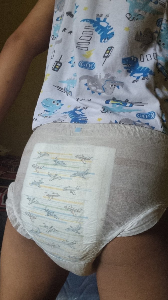 mbahkenut's tweet photo. Mamypoko junior 
Moonyman
#tbdl #abdl #diaperboy #diapercum #dinopajamas #piyama #dino #sugarmommy #sugardaddy https://t.co/iBwbkaeUvr