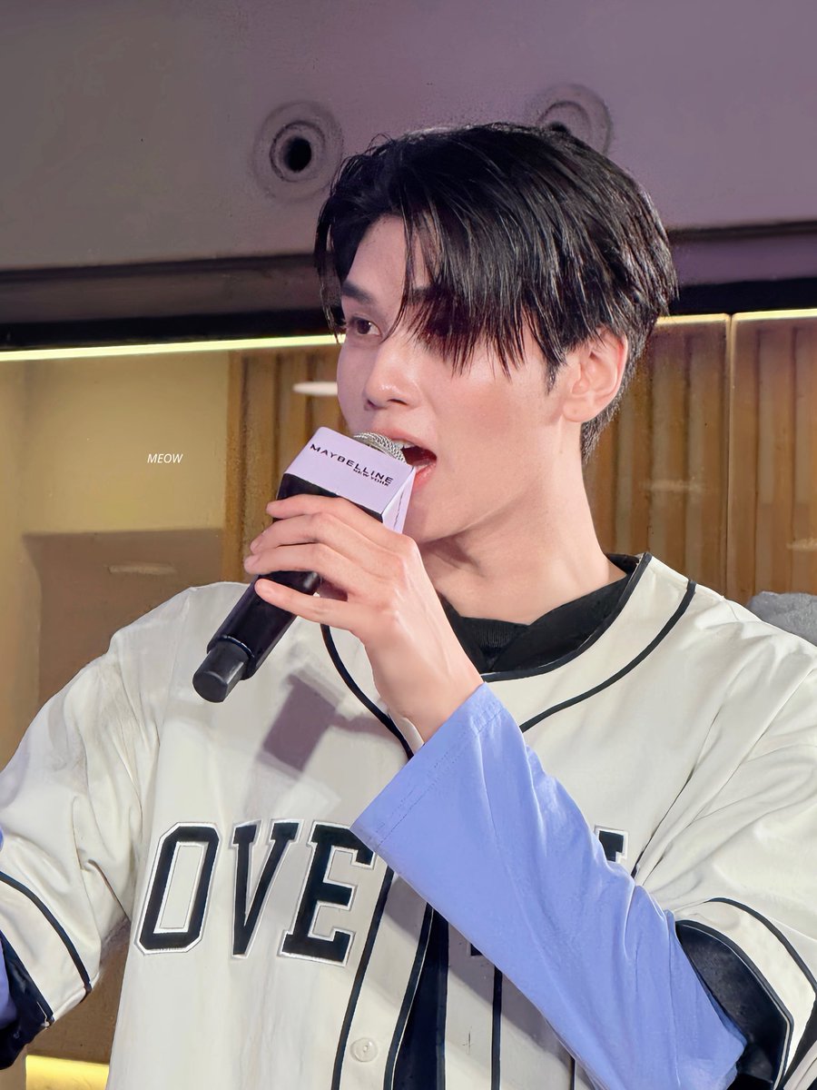 𝗺𝗲𝗼𝘄🎀˚ ༘⋆ (@justmpx) on Twitter photo คงไม่มีใครบนโลกนี้น่ารักไปมากกว่าน้องดังอีกแล้ว เพราะป๋มรักน้องดังแค่คนเดียว 🤍🐈⬛🤏🏻
FLEXMOVEPOWDER X JOONGDUNK
#MaybellinexJoongDunk
✮ <a href="/dunknatachai/">dunknatachai</a> #dunknatachai ౨ৎ˚ คงไม่มีใครบนโลกนี้น่ารักไปมากกว่าน้องดังอีกแล้ว เพราะป๋มรักน้องดังแค่คนเดียว 🤍🐈⬛🤏🏻
FLEXMOVEPOWDER X JOONGDUNK
#MaybellinexJoongDunk
✮ <a href="/dunknatachai/">dunknatachai</a> #dunknatachai ౨ৎ˚