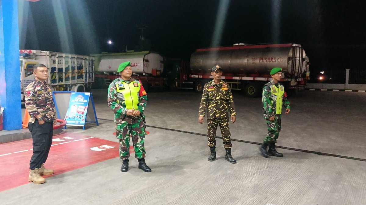 KoramilButuh's tweet photo. Patroli agar wilayah tetap Kondusif https://t.co/w3bGj4ZKEo