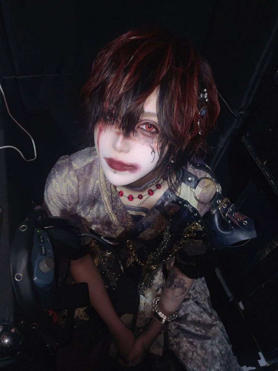 幸せには犠牲が憑き物でしょ？