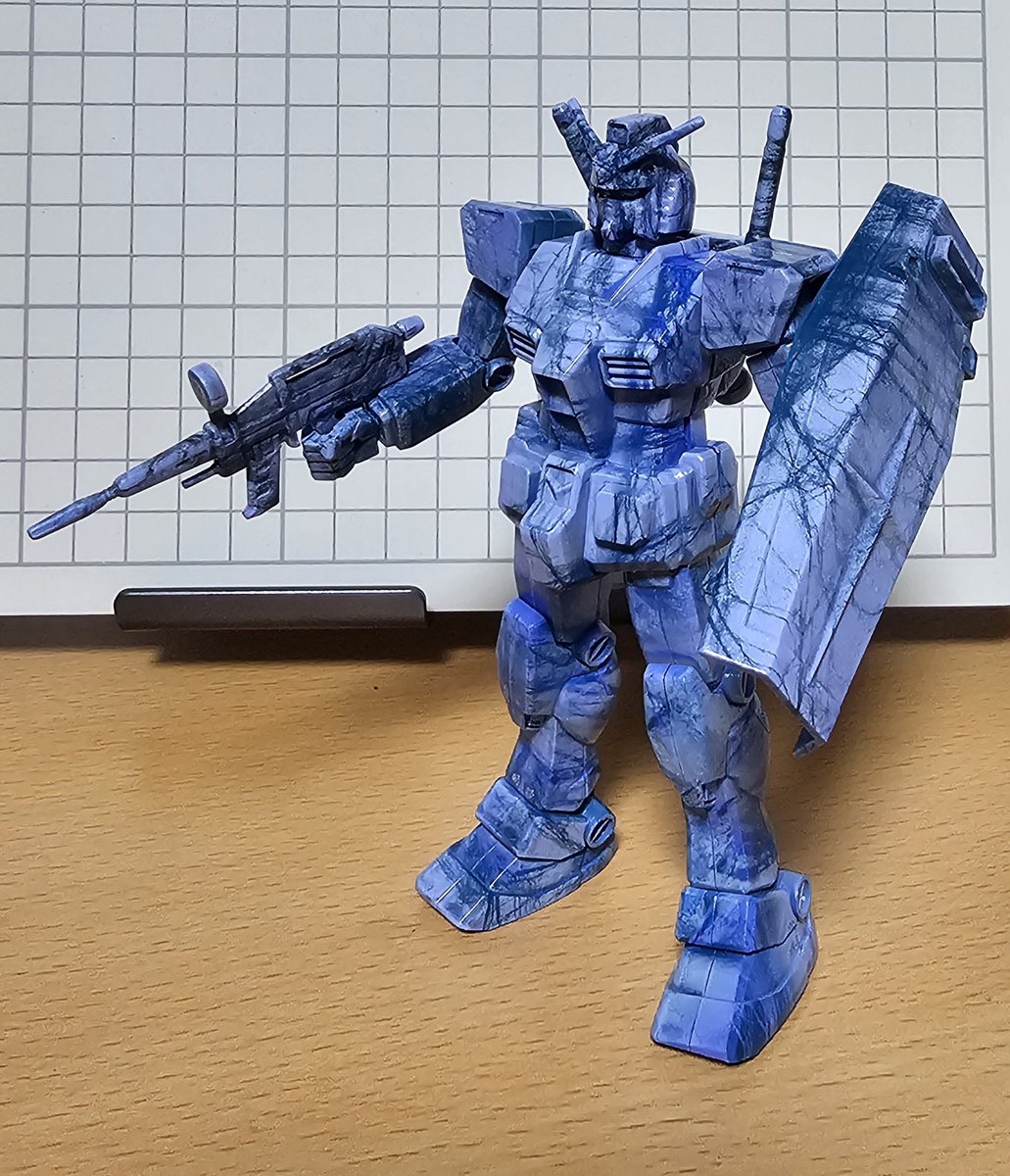 VIPofGOLD's tweet image. 大理石塗装に挑戦。#ガンプラ #FG
ダンバインカラー1と2とトッドダンバインカラー